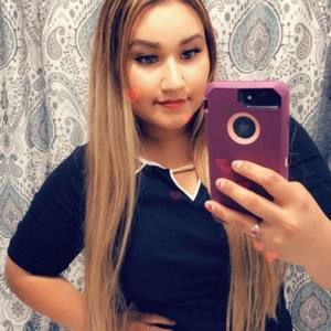 Meet your Posher, Mayra